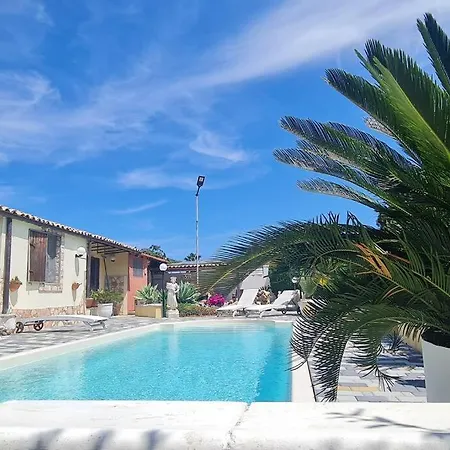 Gulliver's Nest Villa